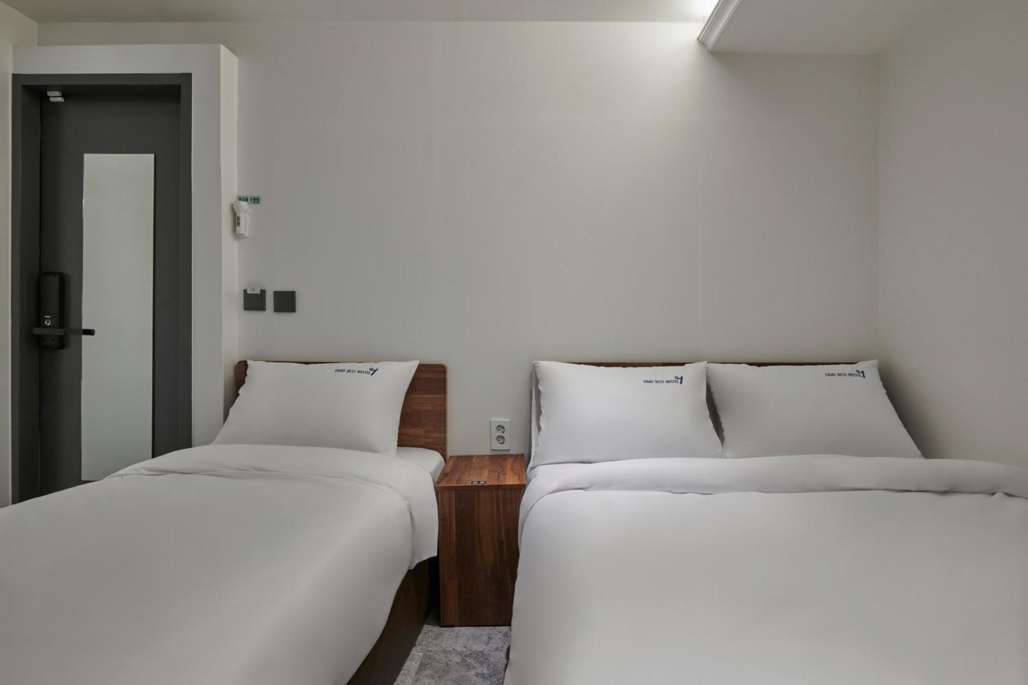Eight Rest Hostel Myeongdong Soul Exteriér fotografie